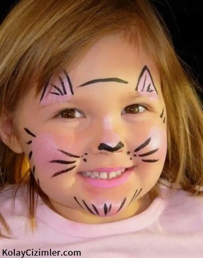 Kedi Yüz Boyama Sanatı: Yaratıcılığı ve Eğlenceyi Bir Arada Sunan Popüler Etkinlik