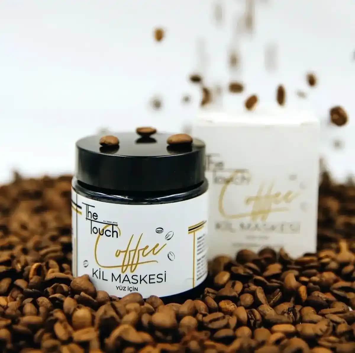 Kil Maskeleri ve Faydaları: Doğal Güzellik İçin Etkili Bir Bakım Seçeneği