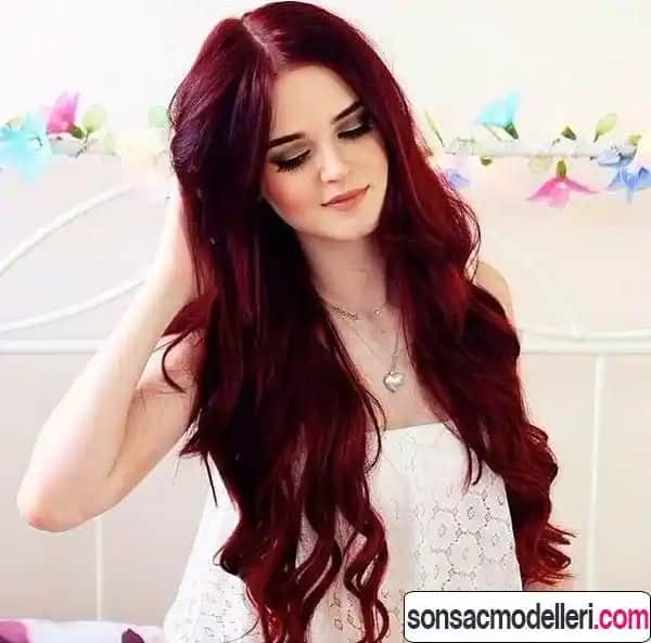 Kızıl Renklerin Kozmetik Dünyasındaki Yeri ve Uygulama İpuçları