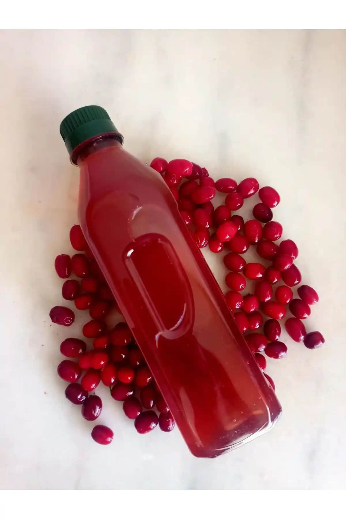 Kızılcık Sirkesi: Kozmetik ve Sağlıkta Doğal Güç ve Faydaları