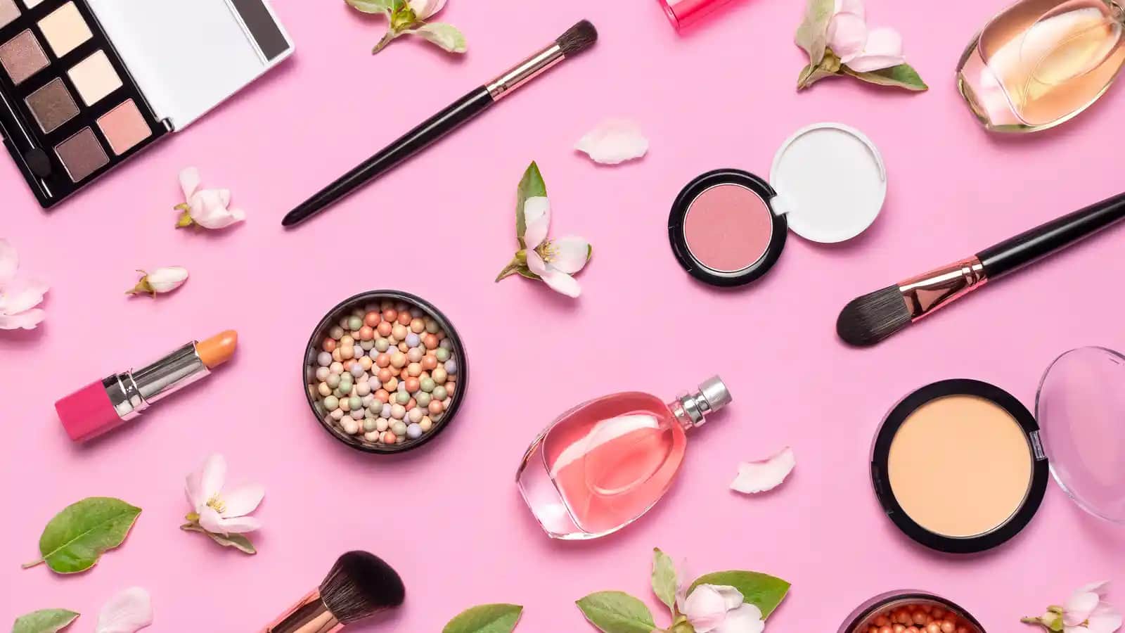 Kozmetik Trendleri ve Doğal Güzellik Yaklaşımları: Sürdürülebilirlik ve Yenilikler