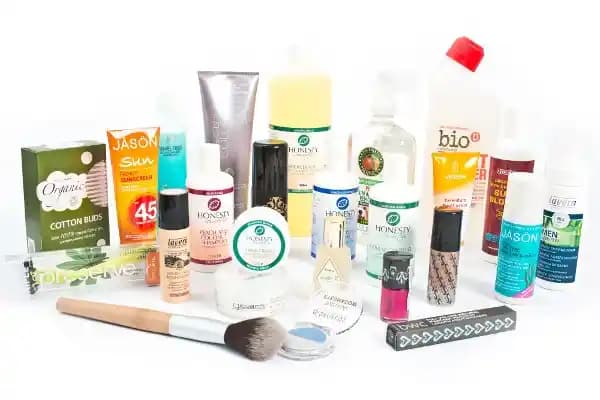 Kozmetik Ürünleri Seçimi ve Gelişen Trendler Hakkında Kapsamlı Bilgi