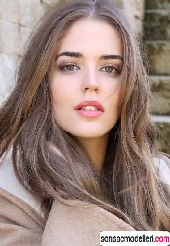 Küllü Kumral Saç Rengi: Doğal ve Şık Görünüm İçin Uygun Tonlar ve Bakım İpuçları