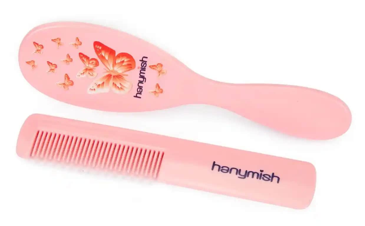 Saç Bakımında Fırça ve Tarak Seçimi İçin Kapsamlı Rehber