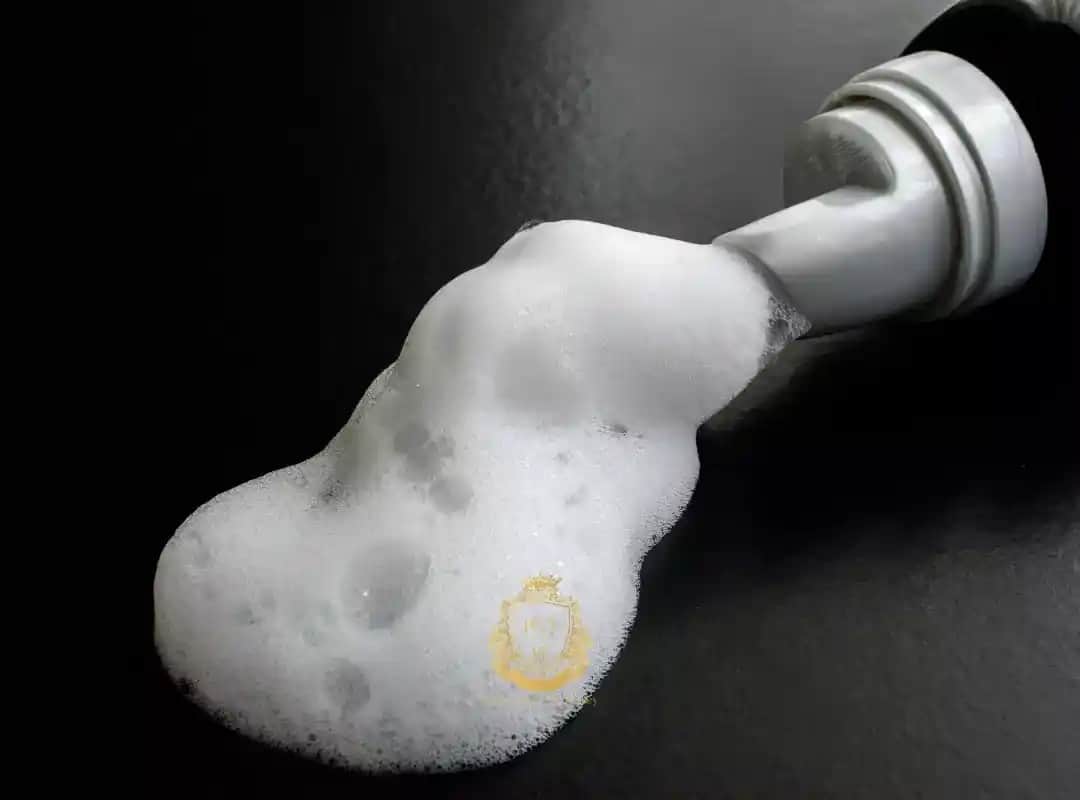 Saç Köpüğü Nedir ve Saça Sağladığı Faydalar Nelerdir