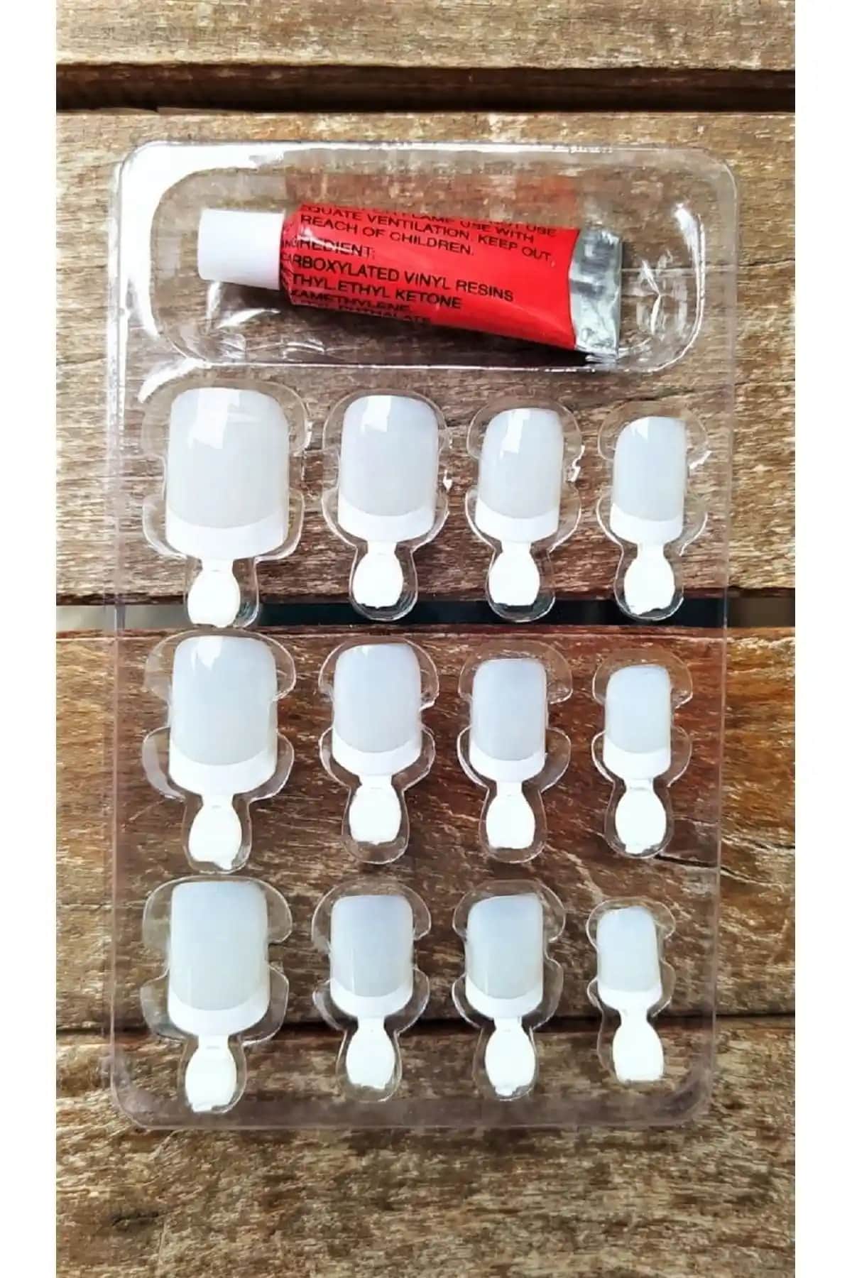 Sağlıklı ve parlak tırnaklar için en iyi bakım yöntemleri ve trendler 2024