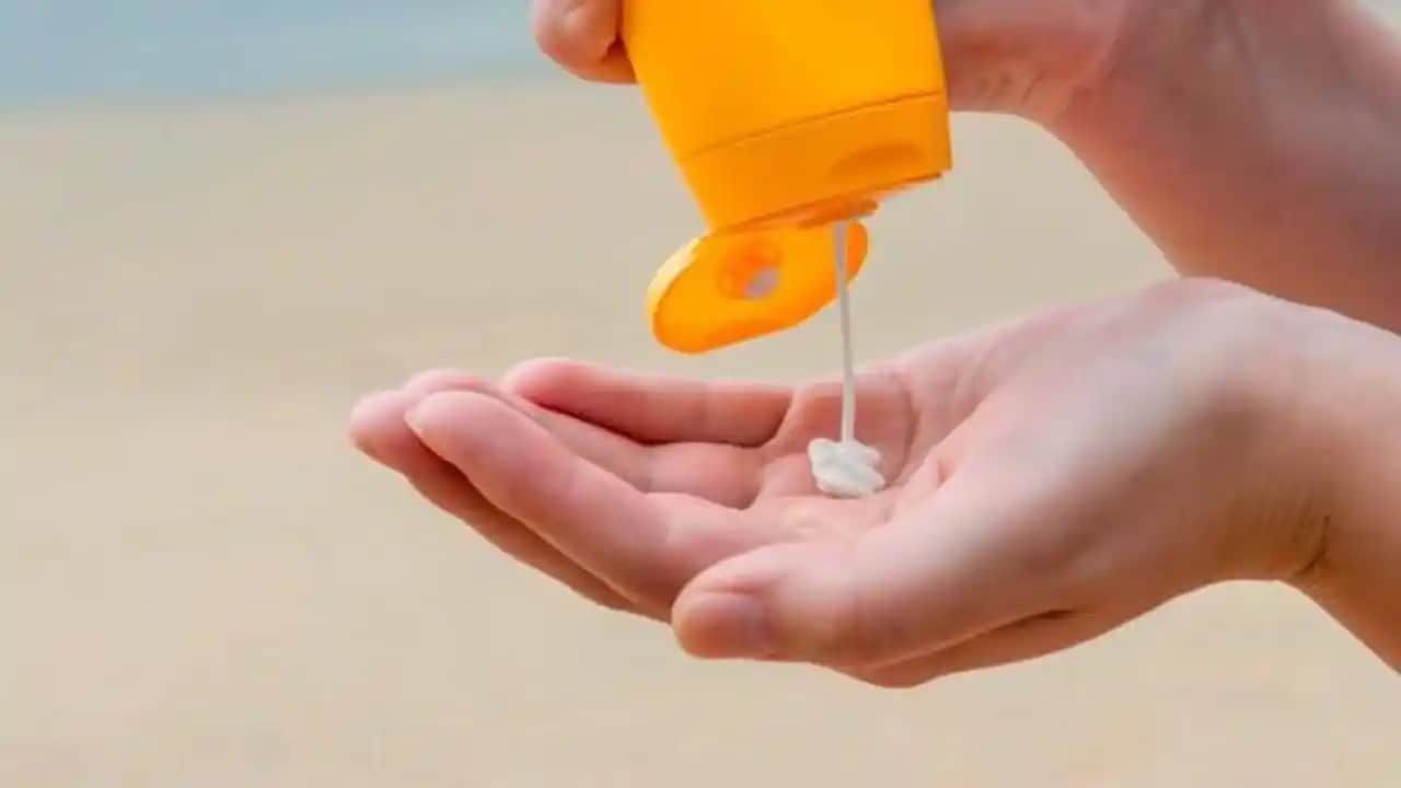 Kıyafetten Güneş Kremi Lekesi Nasıl Çıkarılır En Etkili Yöntemler ve İpuçları