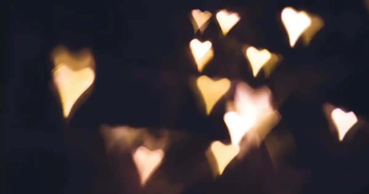 Komedojenik Yağların Cilt Sağlığı Üzerindeki Etkileri ve Doğru Ürün Seçimi Rehberi