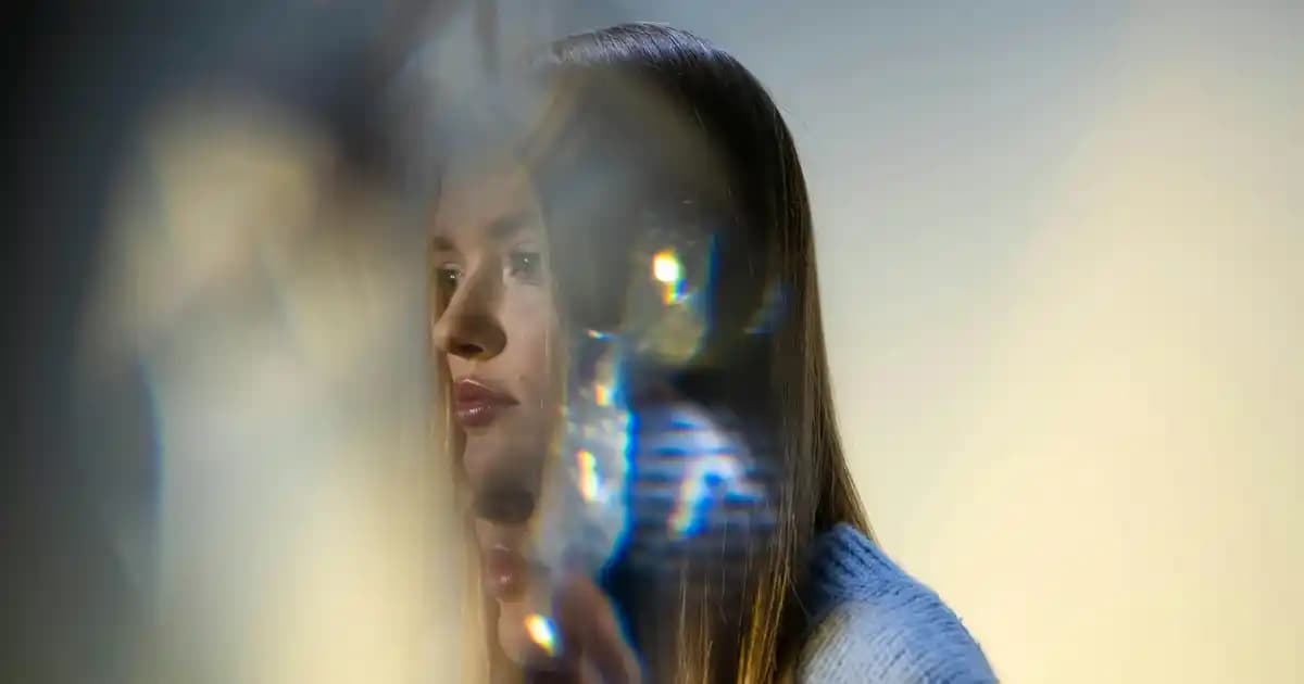 L'Oréal Paris Revitalift 5 Saf Glikolik Asit Peeling Tonik ile Cilt Yenileme ve Parlaklık