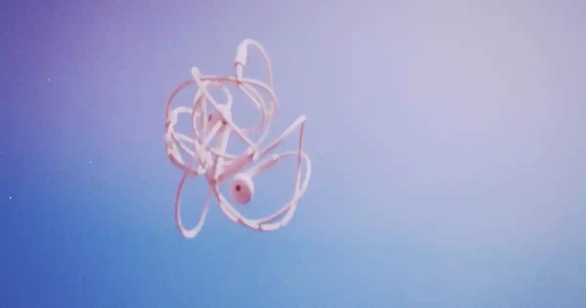 Lierac Sıkılaştırıcı Krem: Cilt Gençleştirme ve Elastikiyet Artırıcı Çözüm