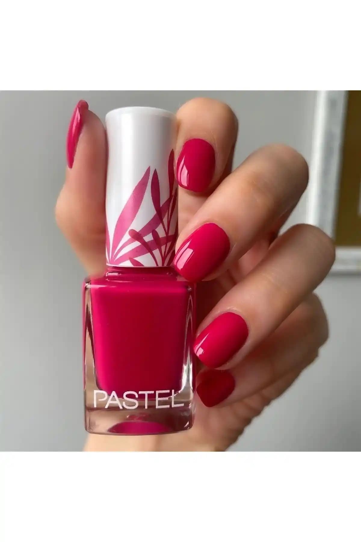 Pastel Renklerin Kozmetik ve Kişisel Bakımdaki Etkili Kullanımı ve Trendler