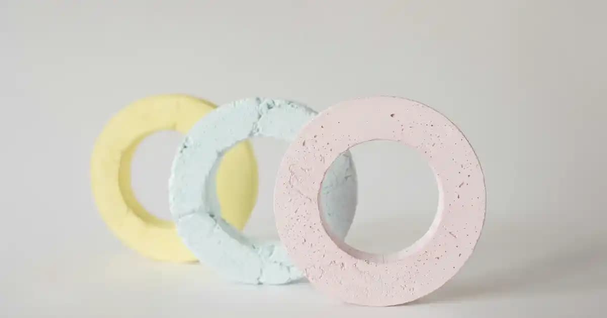 Pastel Ruj ve Allık Trendleri: Doğal ve Şık Güzellik İçin En İyi Seçenekler