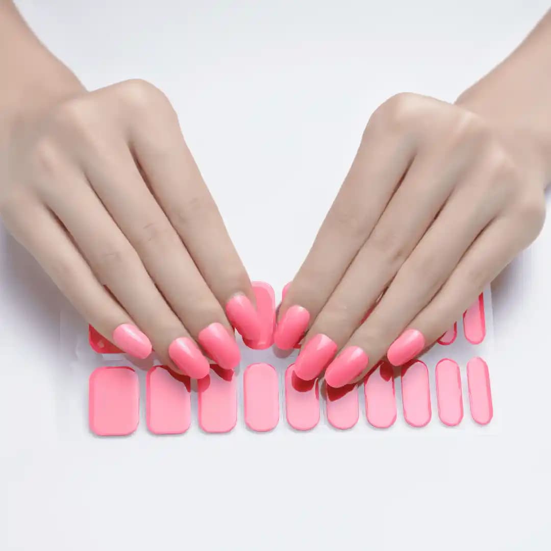 Pembe Jel Tırnak Trendleri ve Bakım İpuçları: Doğal Görünüm ve Dayanıklılık