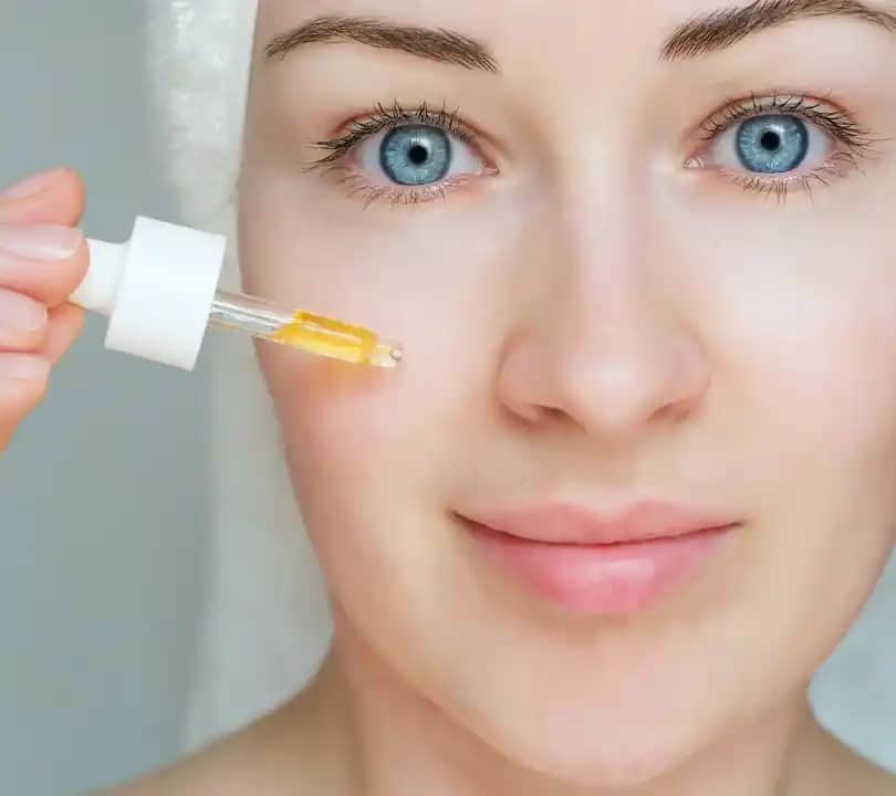 Retinol ve Gözenekler: Cilt Sağlığını Destekleyen Doğru Kullanım Yöntemleri