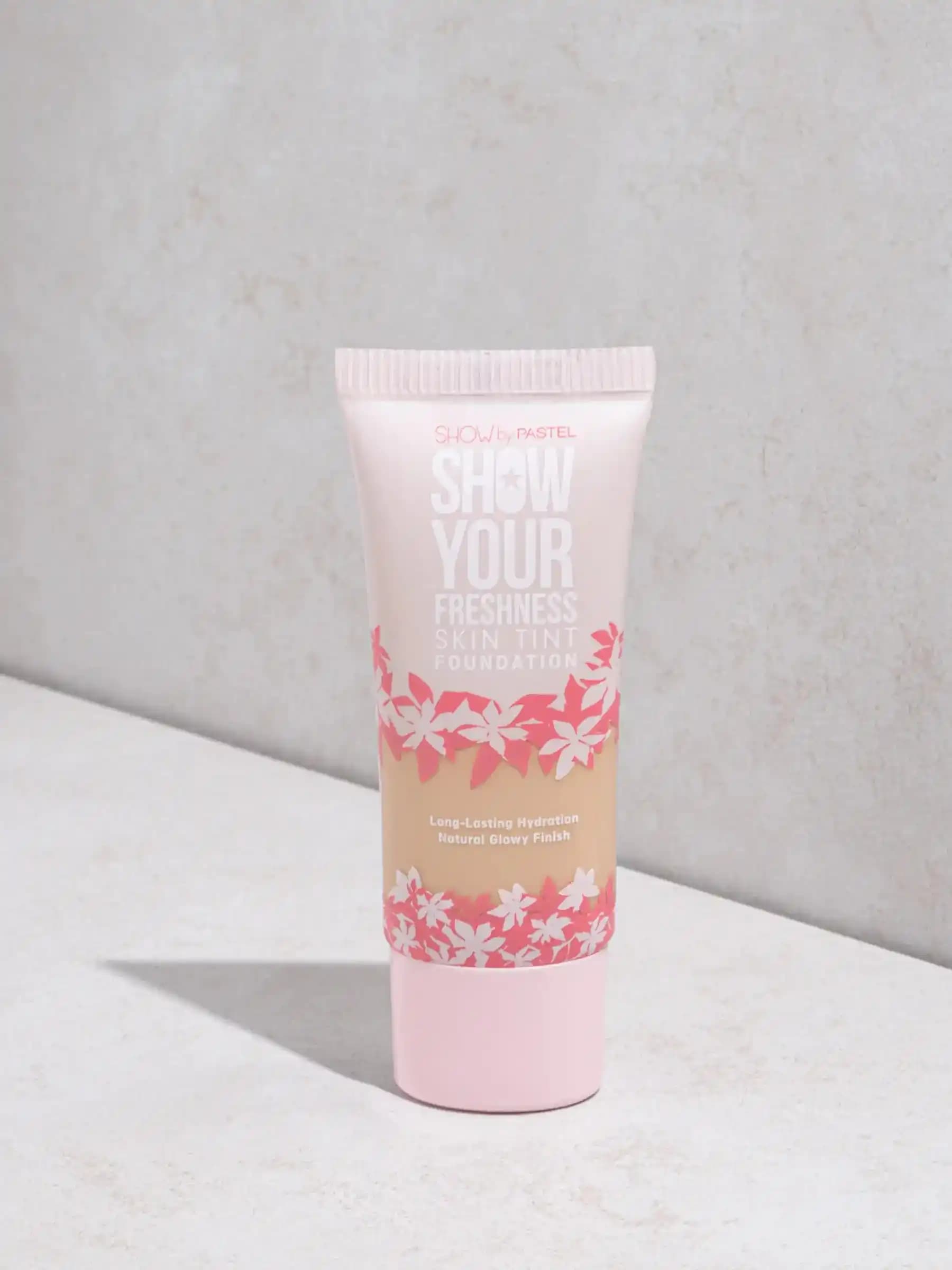 Show Your Freshness Skin Tint Foundation: Doğal ve Taze Görünüm İçin Kapsamlı Rehber