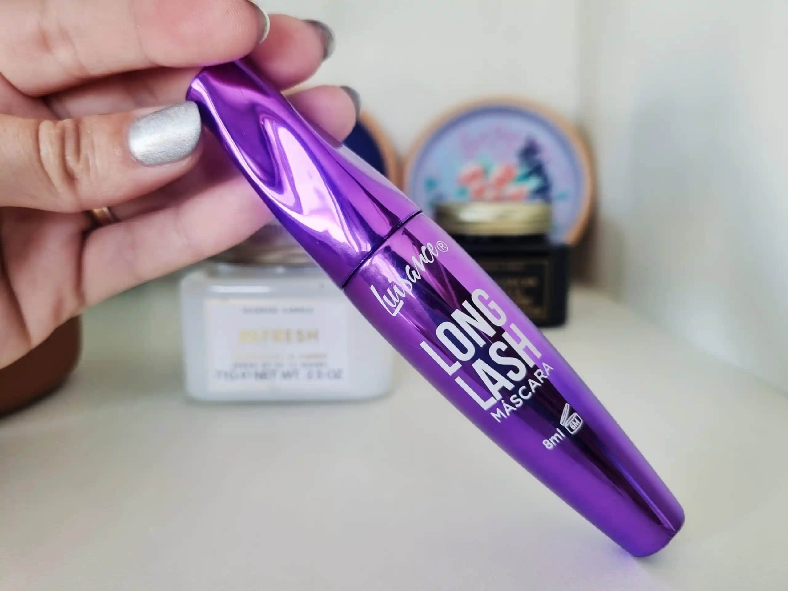 Silikonlu Rimel Nedir ve Kirpiklere Doğal Dolgunluk Sağlayan Özellikleri