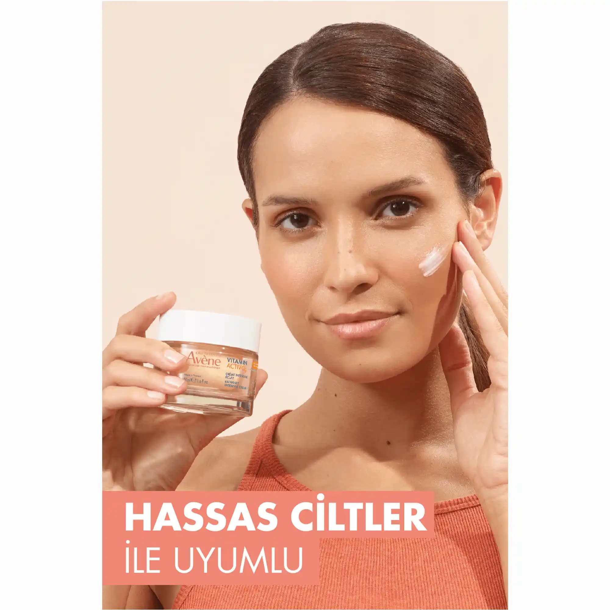 Yüze Işıltı Veren Kremler: Sağlıklı ve Parlak Bir Cilt İçin En İyi Seçenekler