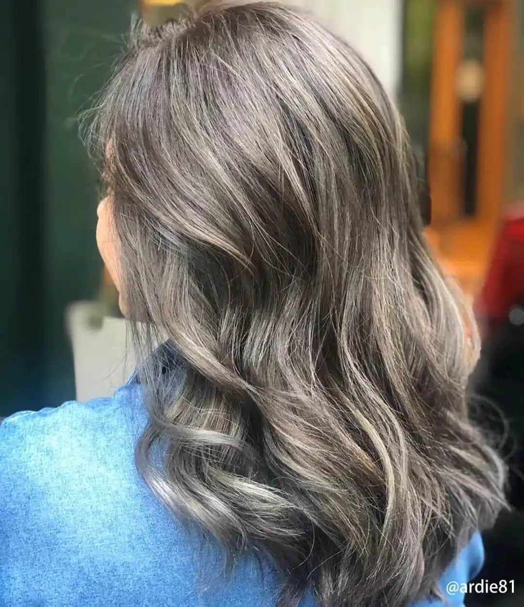 Küllü Kumral Saç Boyası: Doğal ve Şık Görünüm İçin En İyi Renk Seçenekleri ve Bakım İpuçları