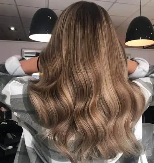 Kumral Boya Renkleri ve Ton Seçenekleriyle Doğal ve Şık Saçlar İçin Rehber