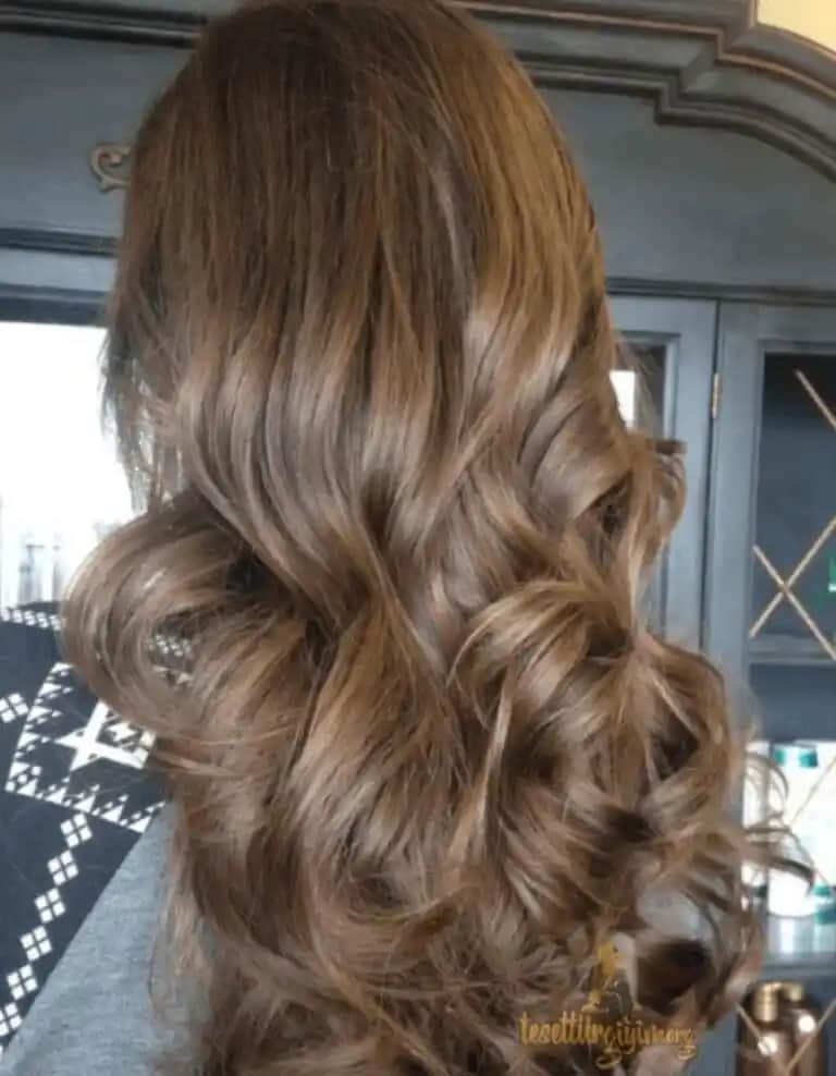 Kumral Saç Boyası Tonları ve Stil İpuçlarıyla Doğal Güzelliğinizi Yansıtın