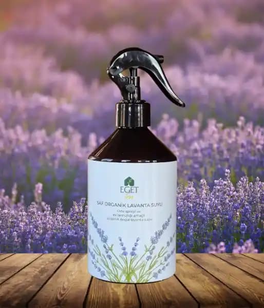 Lavanta Suyu: Doğal Güzellik ve Sağlık İçin Çok Yönlü Kullanım Rehberi