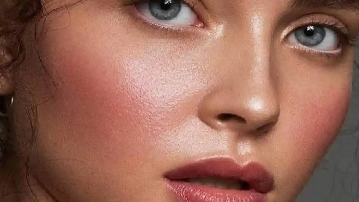 Likit Allık Nedir ve Doğal Görünüm İçin Nasıl Uygulanır