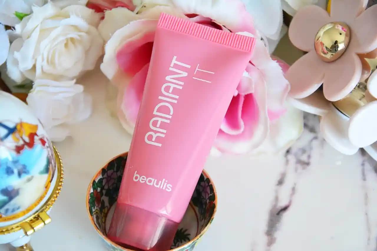 Likit Aydınlatıcı Kullanımı ve Doğal Parlaklık İçin İpuçları