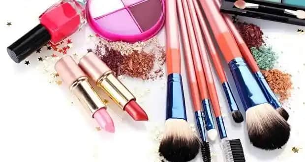 Makyaj Malzemelerinin Saklama Süreleri ve Doğru Kullanım İpuçları