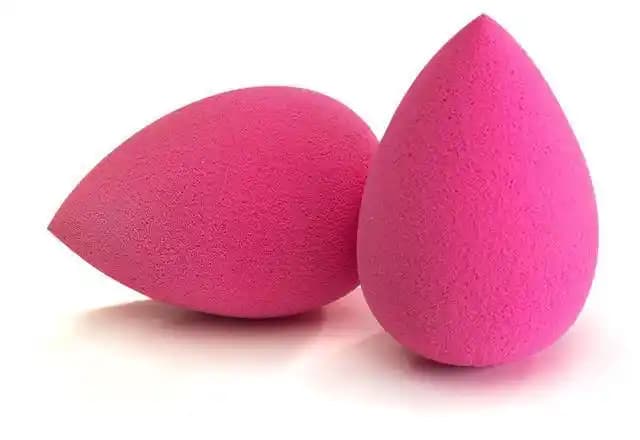 Makyaj Süngeri Nedir ve Çeşitleri Nelerdir Mükemmel Bir Makyaj İçin Rehber