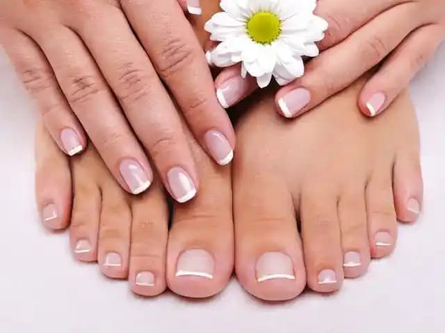Manikür ve Pedikür Arasındaki Farklar ve Sağlık Açısından Önemi