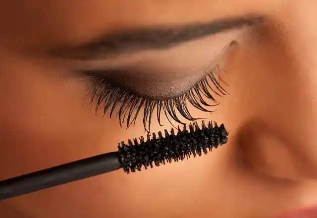 Maskara ve Rimel Arasındaki Farklar: Göz Makyajında Doğru Ürün Seçimi İpuçları