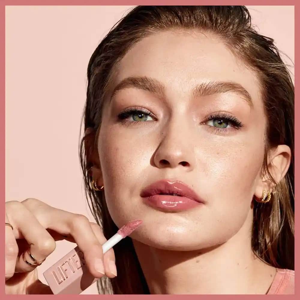 Maybelline Moon Lip Gloss ile Doğal ve Parlak Dudaklara Ulaşmanın En İyi Yolu