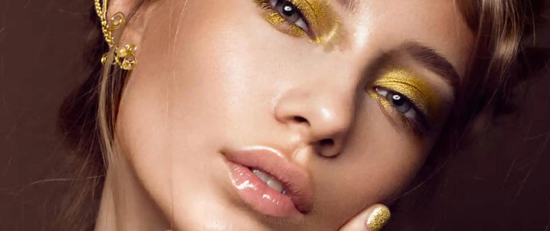 Metallic Makyaj Nedir ve Nasıl Uygulanır Modern ve Parlak Güzellik Trendleri