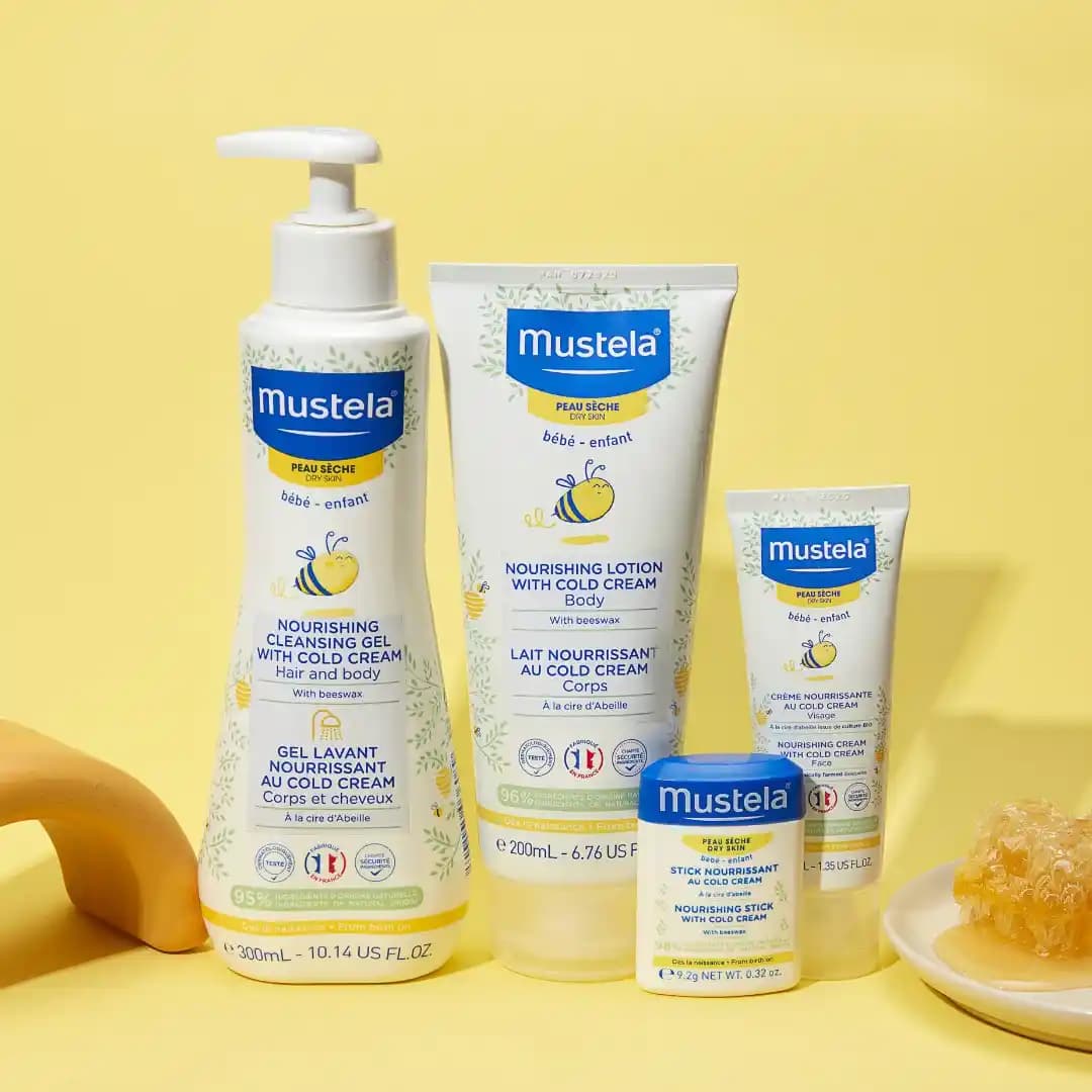 Mustela Kozmetik Markası: Doğal ve Güvenilir Bebek ve Hamilelik Bakımı Ürünleri