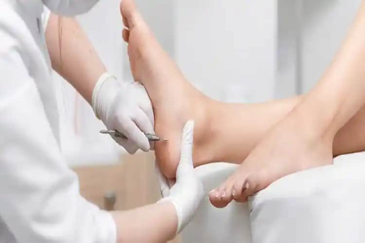 Nasıra İçin En Etkili Kozmetik Ürünler ve Doğal Çözüm Yöntemleri