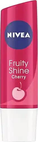 Nivea Kiraz Serisi Dudak Bakım Ürünleri: Nemlendirme ve Doğal Güzellik İçin Öneriler