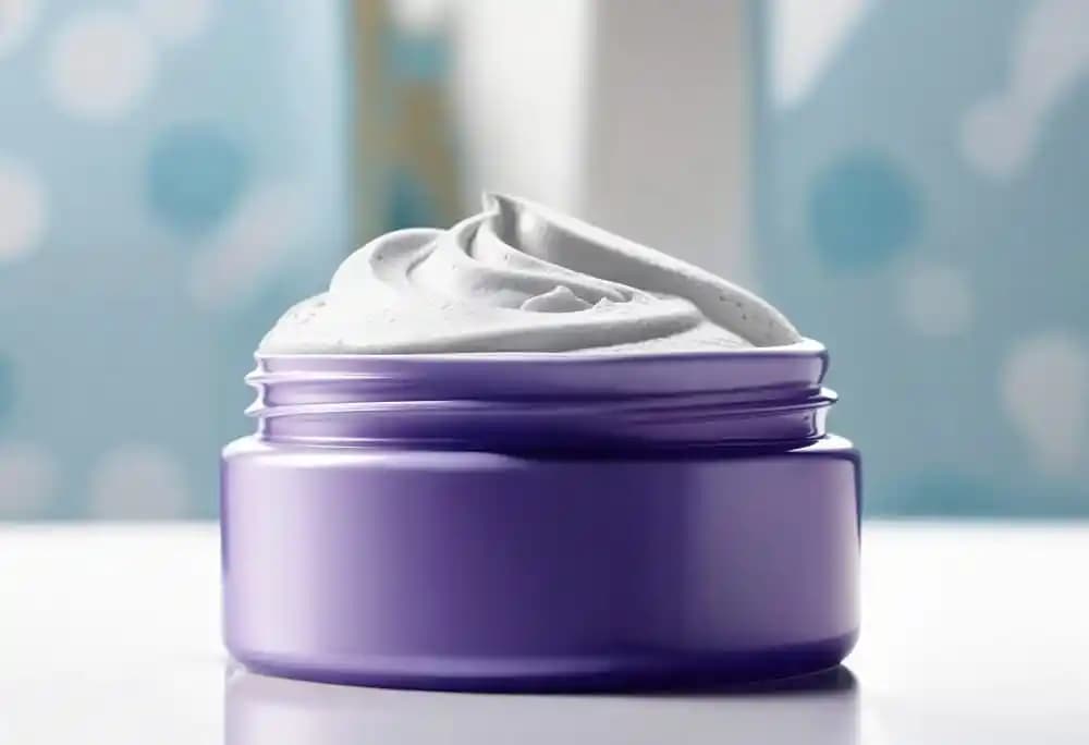 Nivea Krem: Cilt Sağlığı İçin Güvenilir ve Çok Yönlü Bakım Ürünü