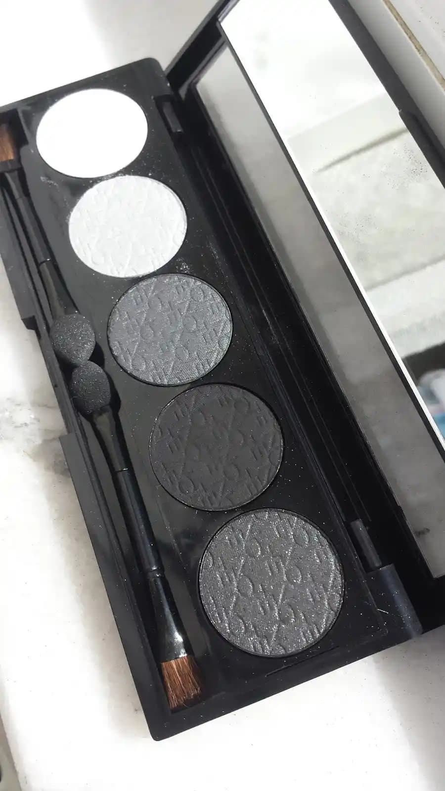 Note Far Paletleri ile Profesyonel ve Günlük Göz Makyajı Yaratmanın En İyi Yolları