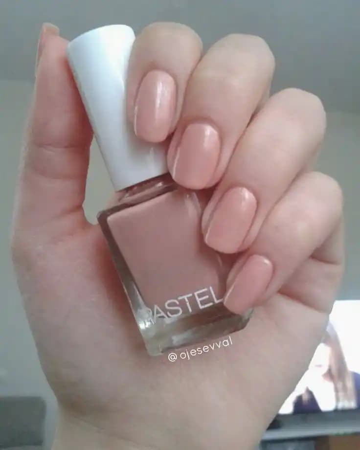 Pastel 103 Kozmetik Renk Tonu: Doğal ve Çok Yönlü Makyaj İçin İdeal Tercih