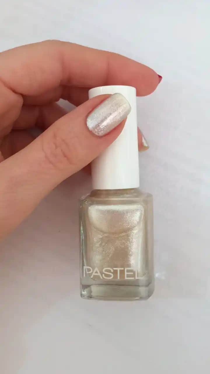 Pastel 249 Oje: Yüksek Kalite ve Çeşitli Bitiş Seçenekleriyle Modern Güzellik