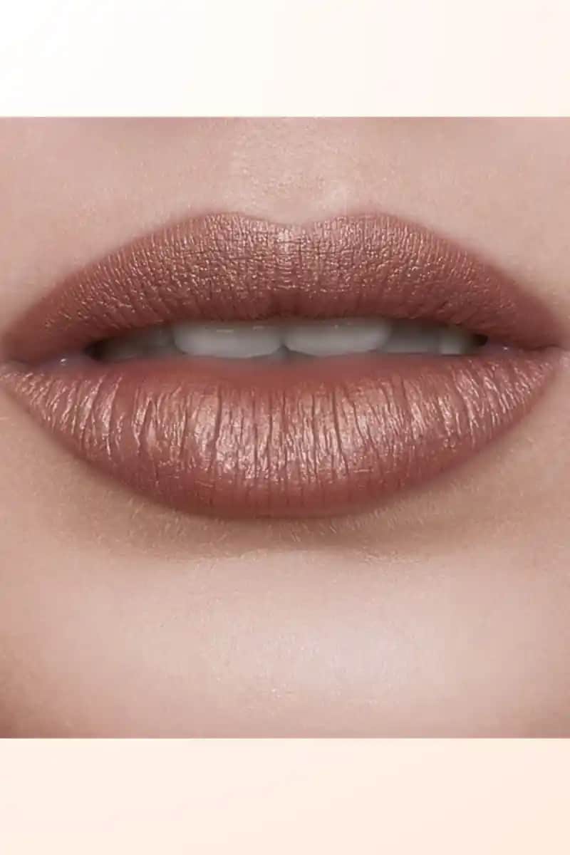 Pastel Daylong 40 Likit Ruj ile Gün Boyu Kalıcı ve Çekici Dudaklar