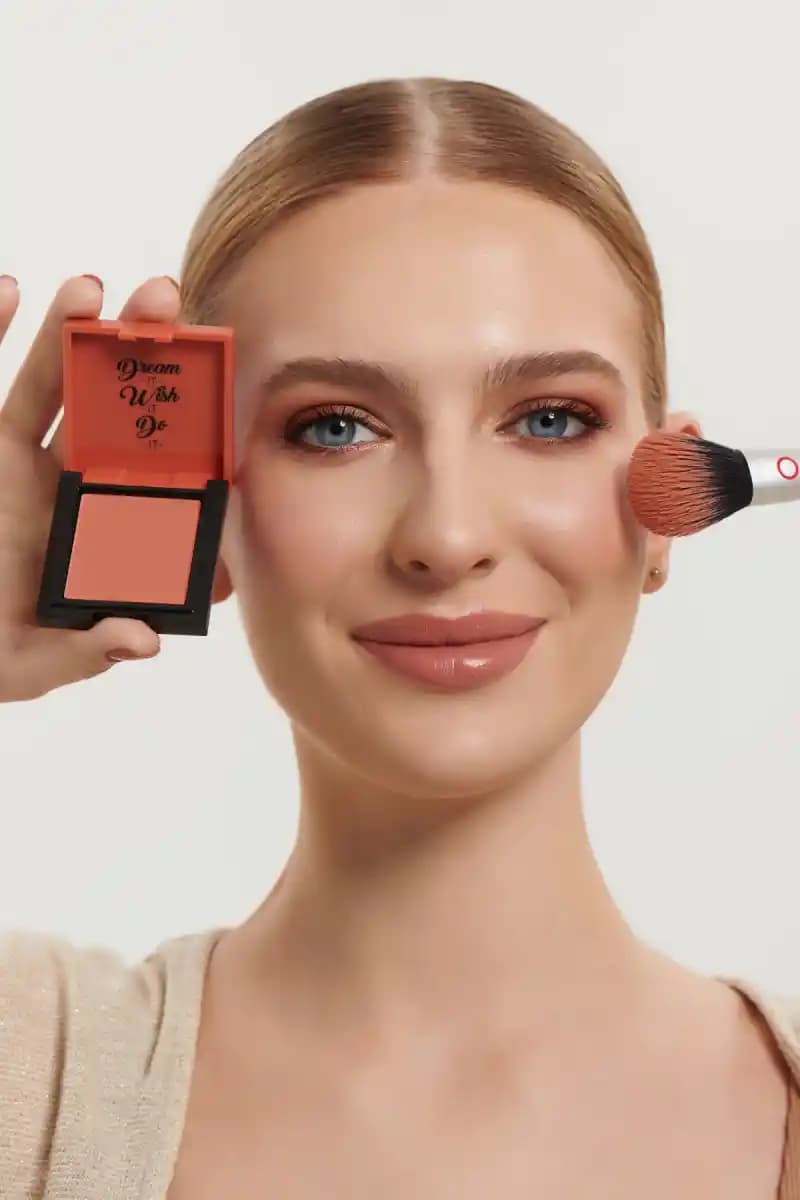 Pastel Krem Allık 46 Harmony ile Doğal ve Taze Görünüm Elde Etme Rehberi