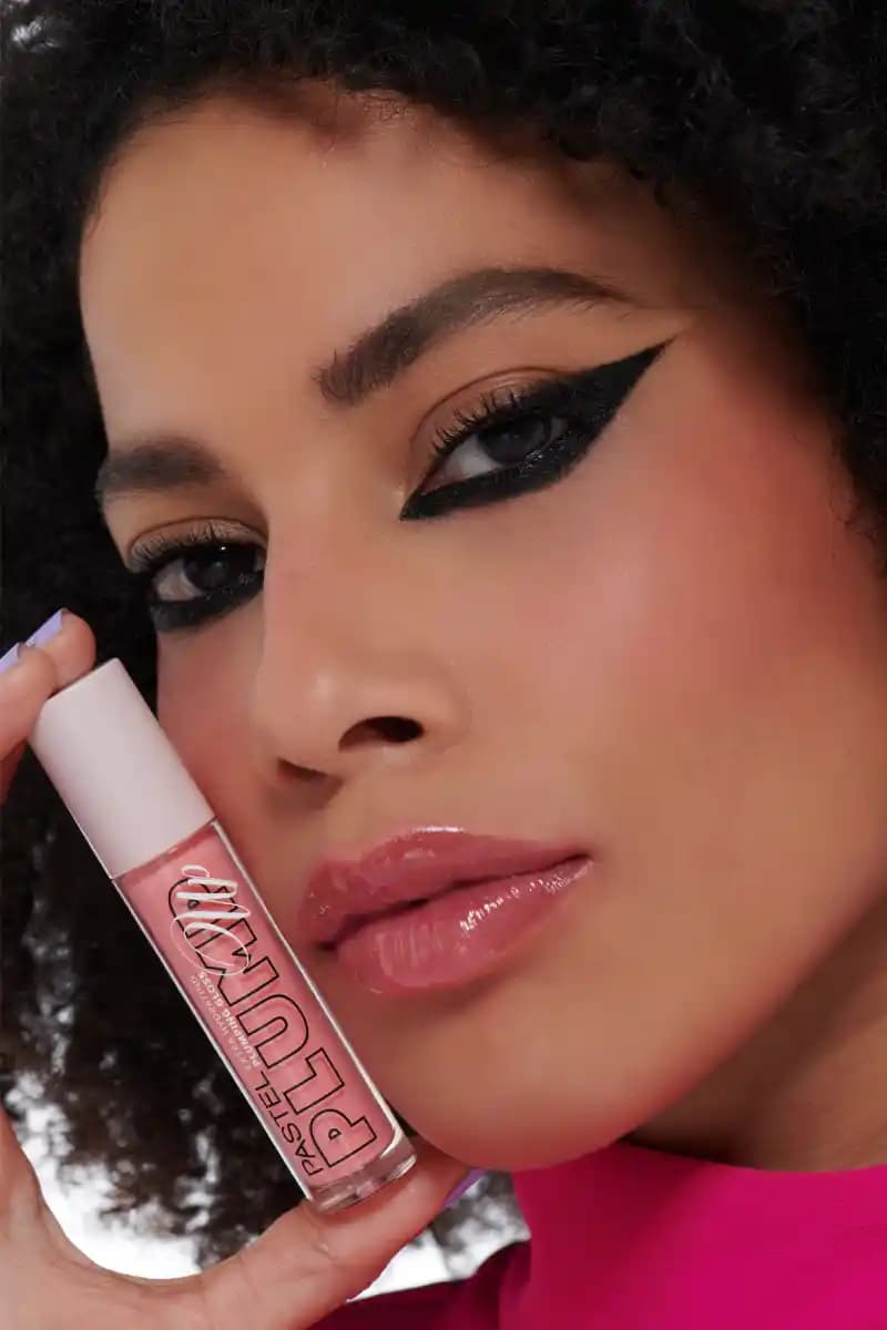 Pastel Plump Up 203 Dudaklarda Dolgunluk ve Parlaklık Sağlayan Yenilikçi Ürün