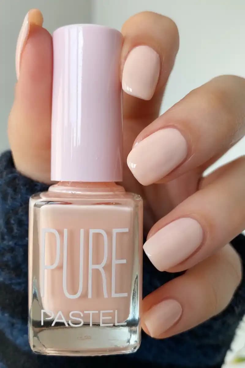 Pastel Pure Oje: Sağlıklı ve Kalıcı Doğal Oje Seçenekleri