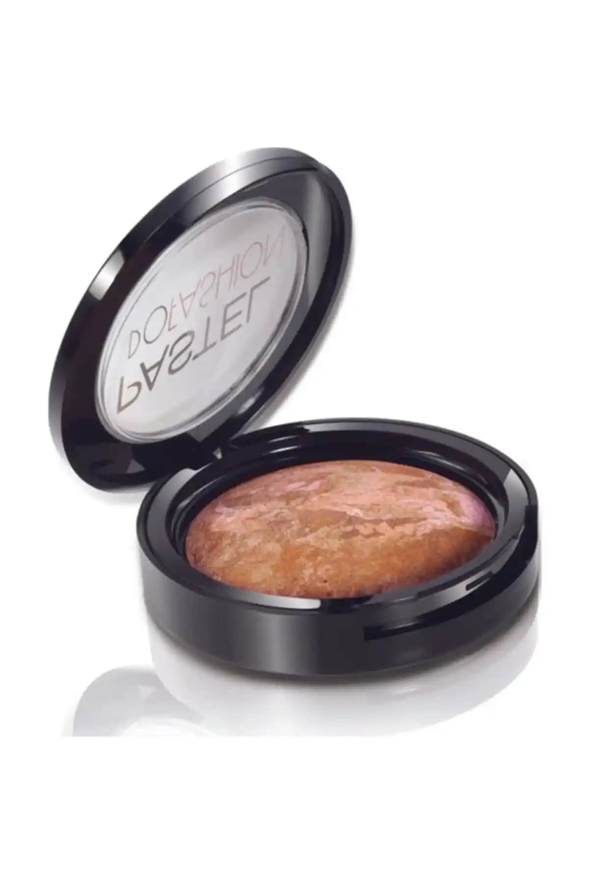 Pastel Terracotta Allık 01 ile Doğal ve Işıltılı Makyajın Anahtarı