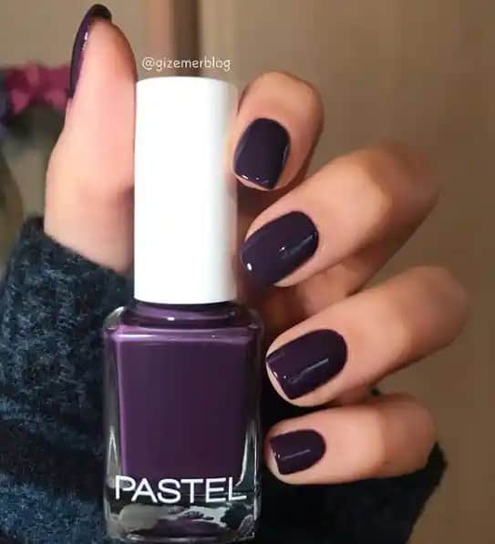 Patlıcan Moru Oje: Zarif ve Şık Renk Seçenekleriyle Güzellik Trendleri