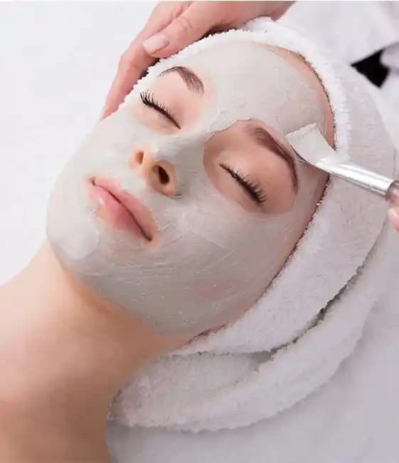 Peeling Uygulaması ve Cilt Yenileme Yöntemleri Hakkında Detaylı Bilgi