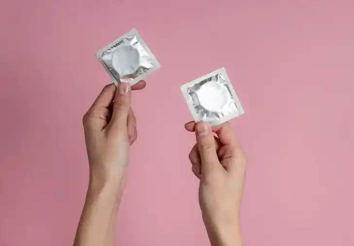 Prezervatif İçeriği ve Güvenli Kullanım İpuçlarıyla Kozmetik Perspektifi