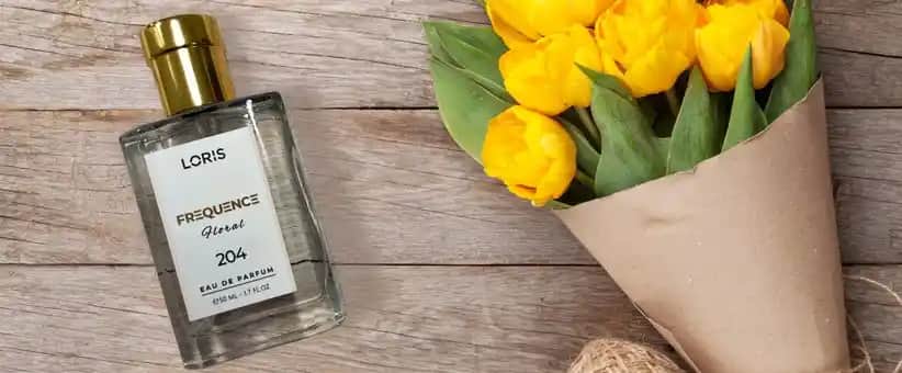 Pudra Çiçek Kokulu Parfümler: Zarafet ve Ferahlığın En Güzel Buluşması