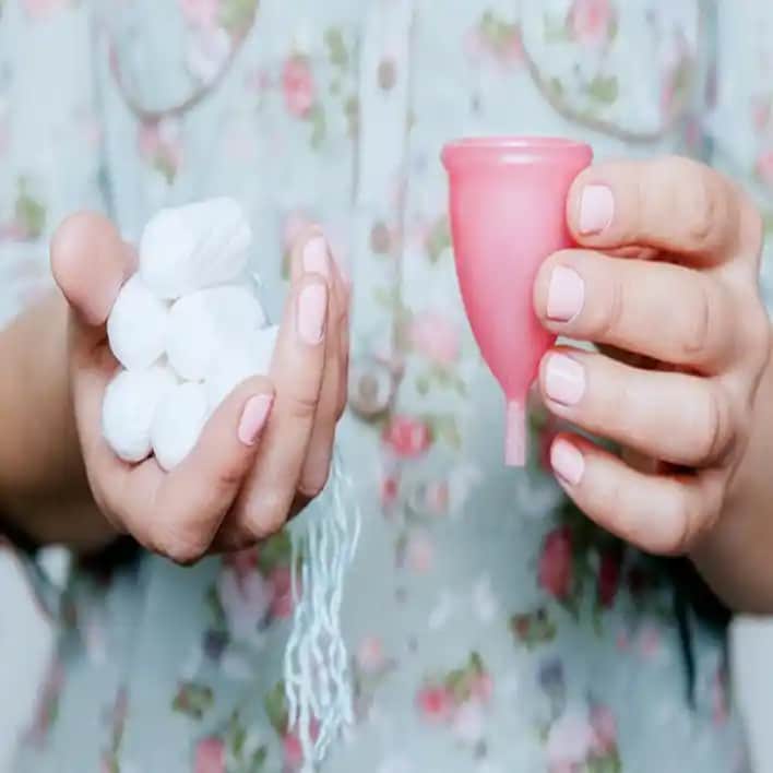 Regl Döneminde Havuza ve Denize Girerken Uygun Hijyen Yöntemleri ve Dikkat Edilmesi Gerekenler